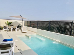 Villa de lujo con piscina y golf